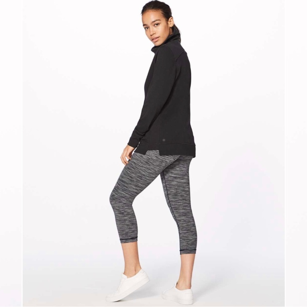 Lululemon Press Pause Pullover women’s size 4 Black